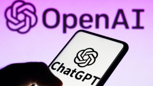 OpenAI zna nevidno označiti besedilo, ki ga napiše ChatGPT